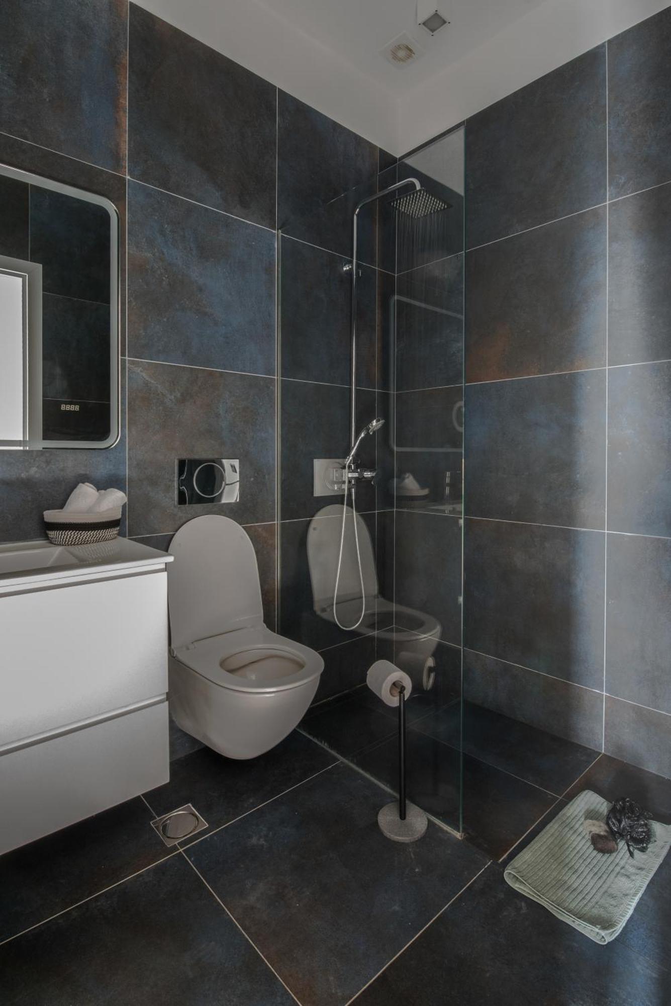 Valeria'S Sea View Apartment Атина Екстериор снимка